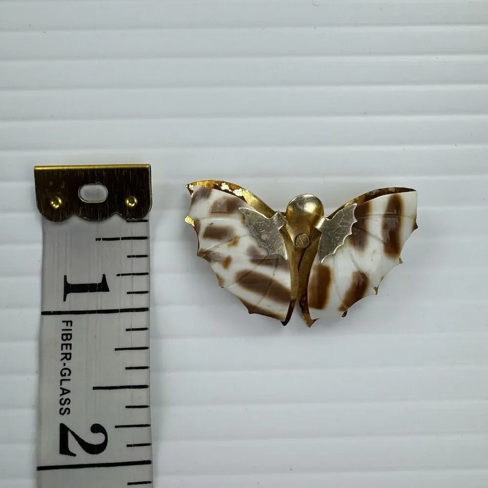 Vintage Butterfly Brooch Gold Tone Shell Wings White Brown Mottled Pin
